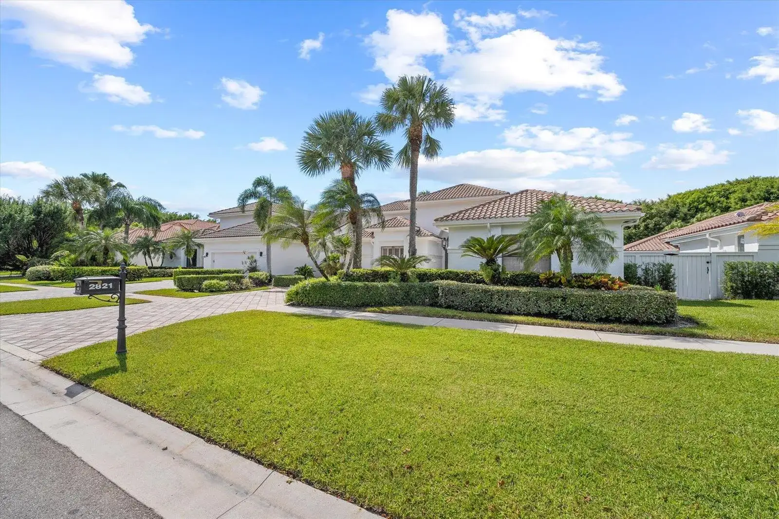 5 bedroom 4 bath Residential for sale at 2821 Bent Cypress Road, Wellington FL 33414