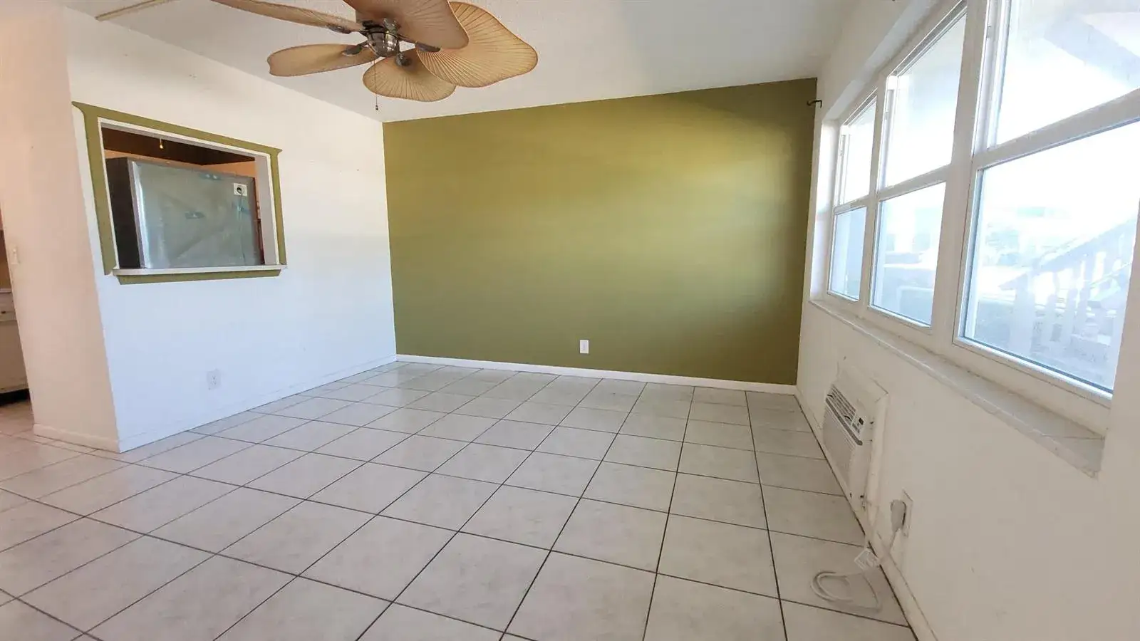 1 bedroom 1 bath Residential for sale at 23 Kingswood B, West Palm Beach FL 33417