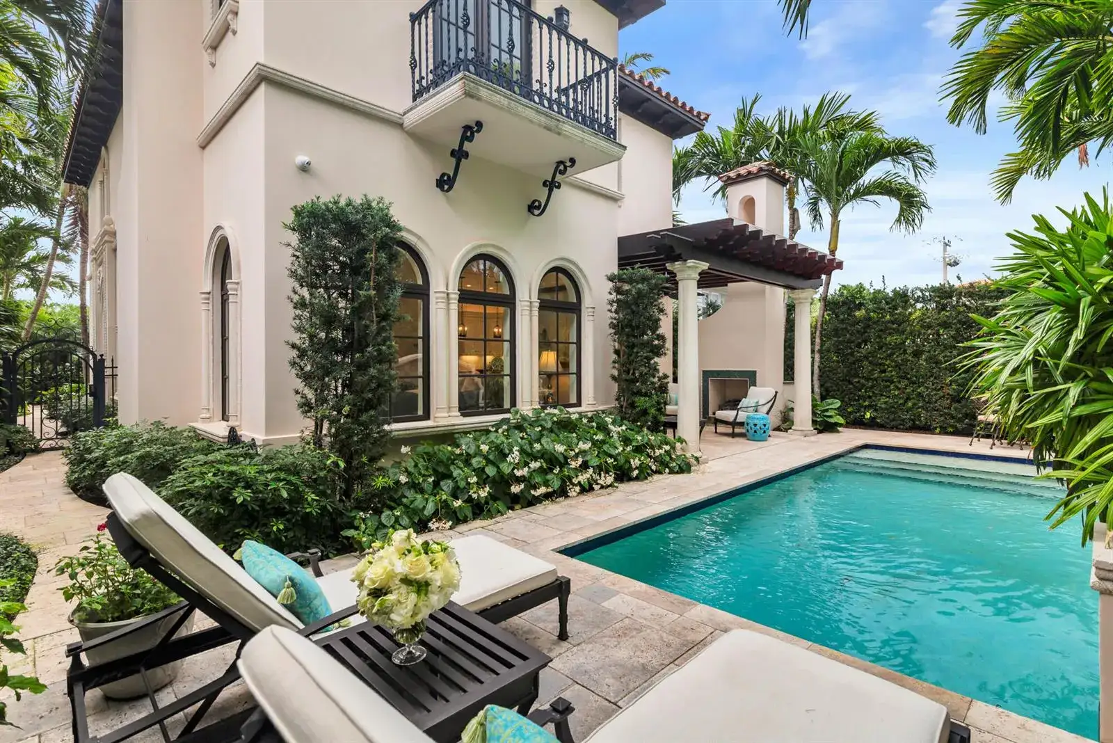 4 bedroom 4 bath Residential for sale at 261 Seminole Avenue, Palm Beach FL 33480