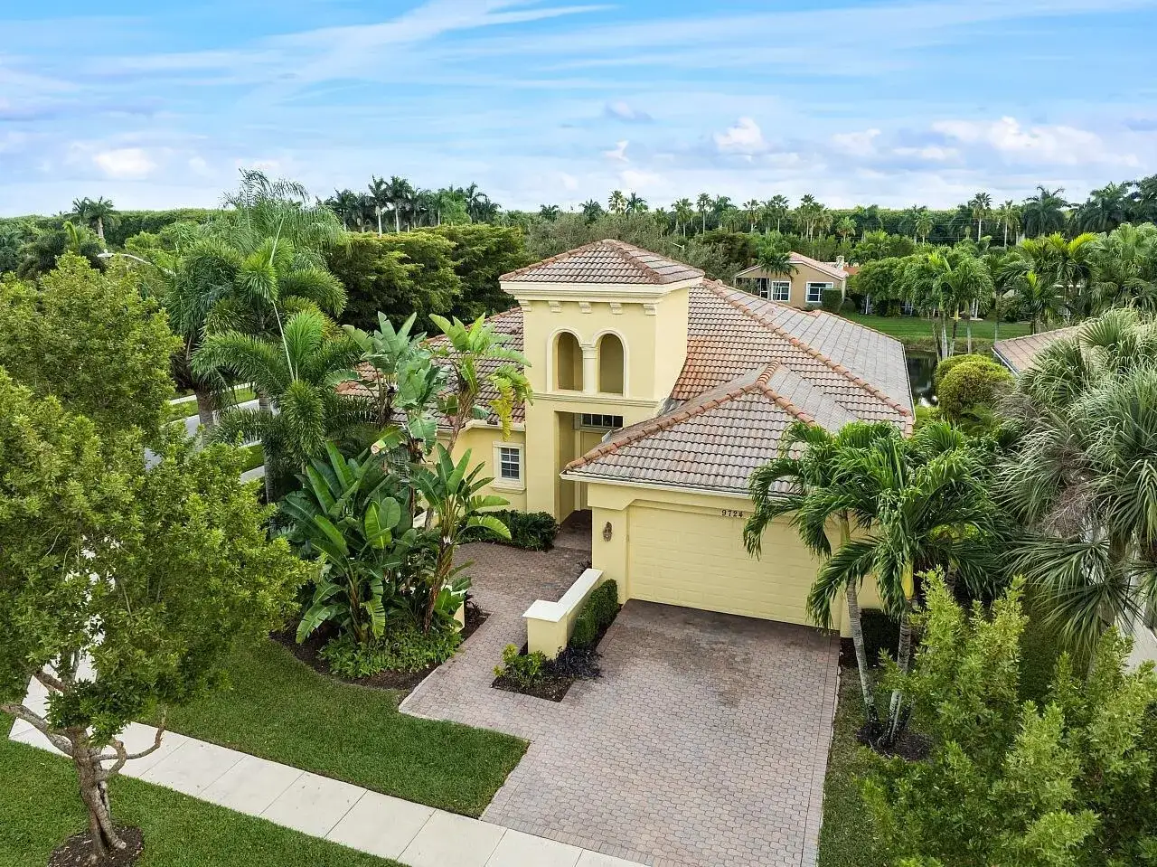 3 bedroom 3 bath Residential for sale at 9724 Via Grandezza W, Wellington FL 33411