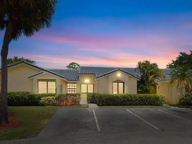 3 bedroom 2 bath Residential for sale at 6846 Bridlewood Court, Boca Raton FL 33433