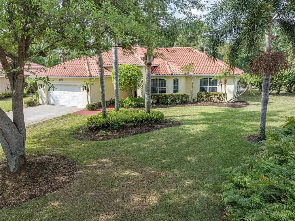 3 bedroom 2 bath Residential Lease for rent at 5873 Pine Ridge Circle, Vero Beach FL 32967
