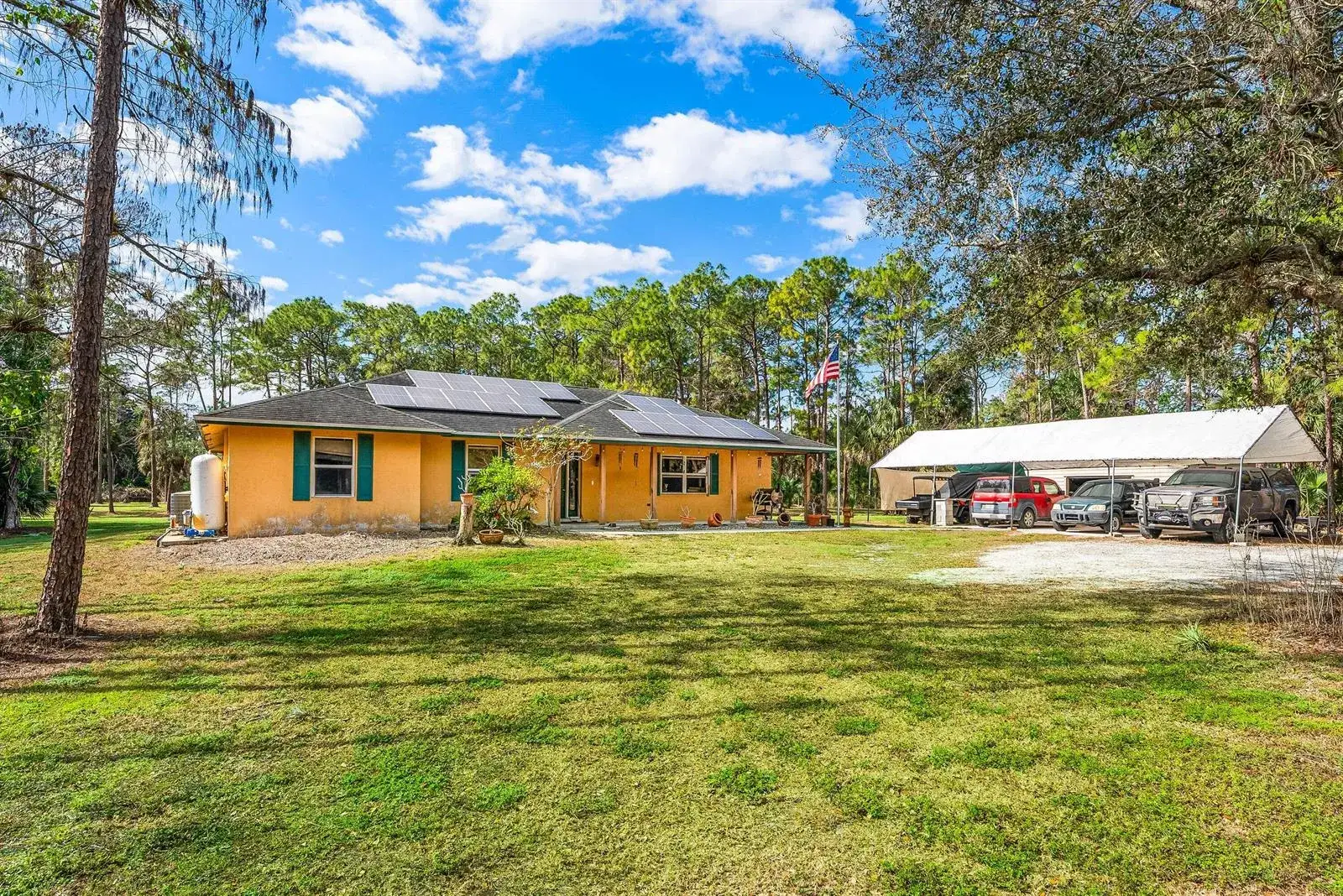 3 bedroom 2 bath Residential for sale at 2195 F Road, FL 33470