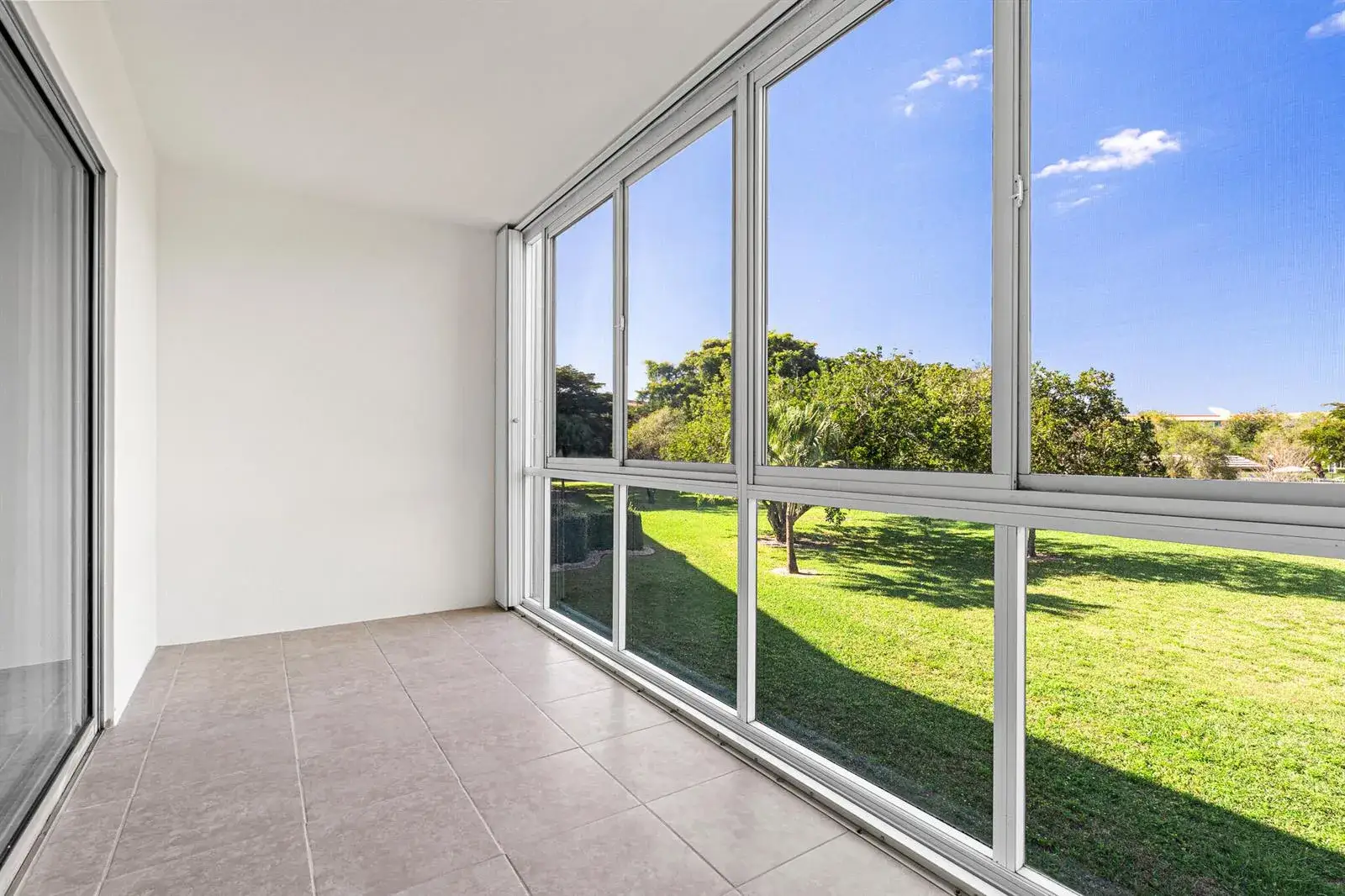 2 bedroom 2 bath Residential for sale at 1606 Abaco Drive # H2, Coconut Creek FL 33066