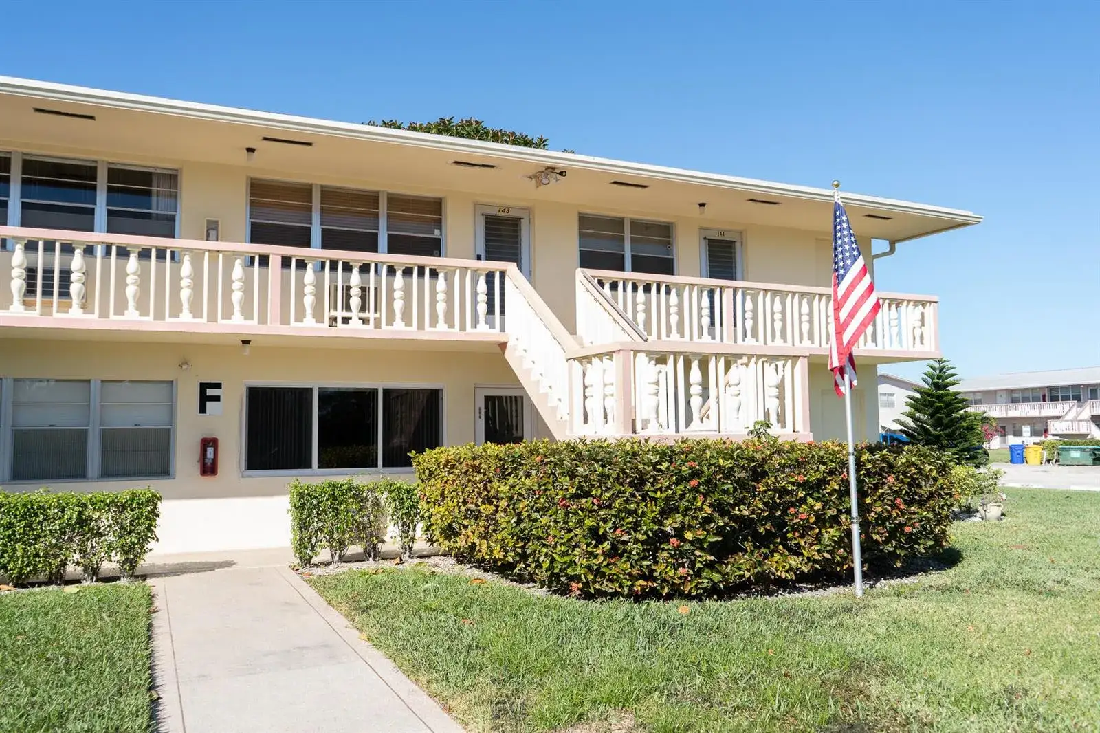 1 bedroom 1 bath Residential for sale at 131 Easthampton F, West Palm Beach FL 33417