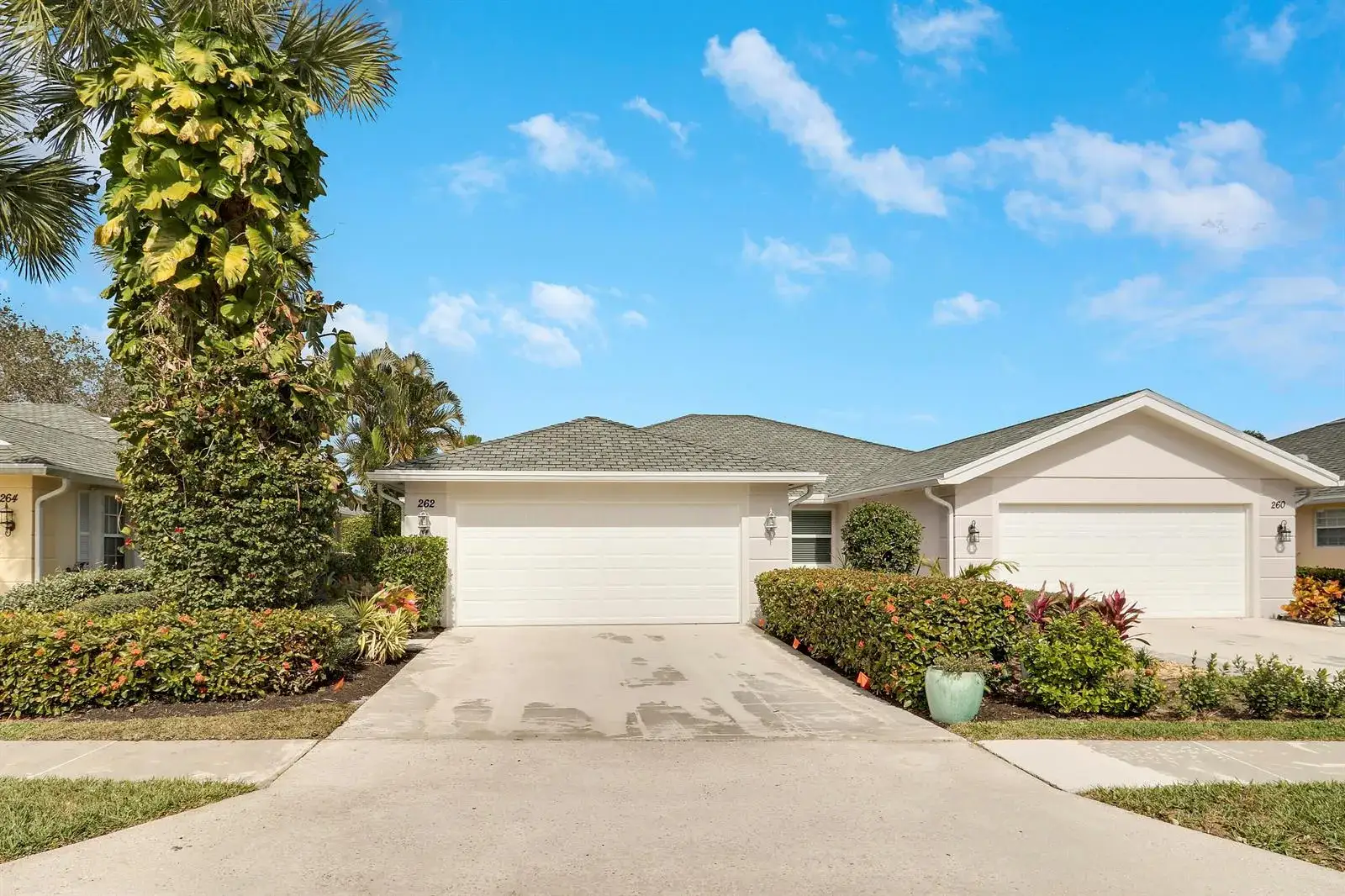2 bedroom 2 bath Residential for sale at 262 Brier Circle, Jupiter FL 33458