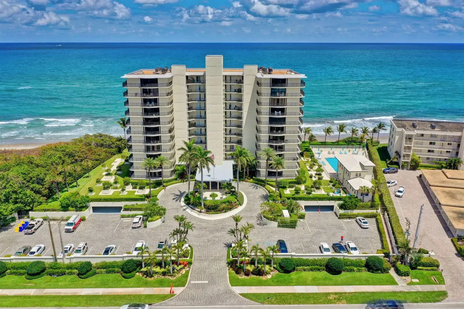 2 bedroom 2 bath Residential for sale at 400 Beach Road # 103, Tequesta FL 33469