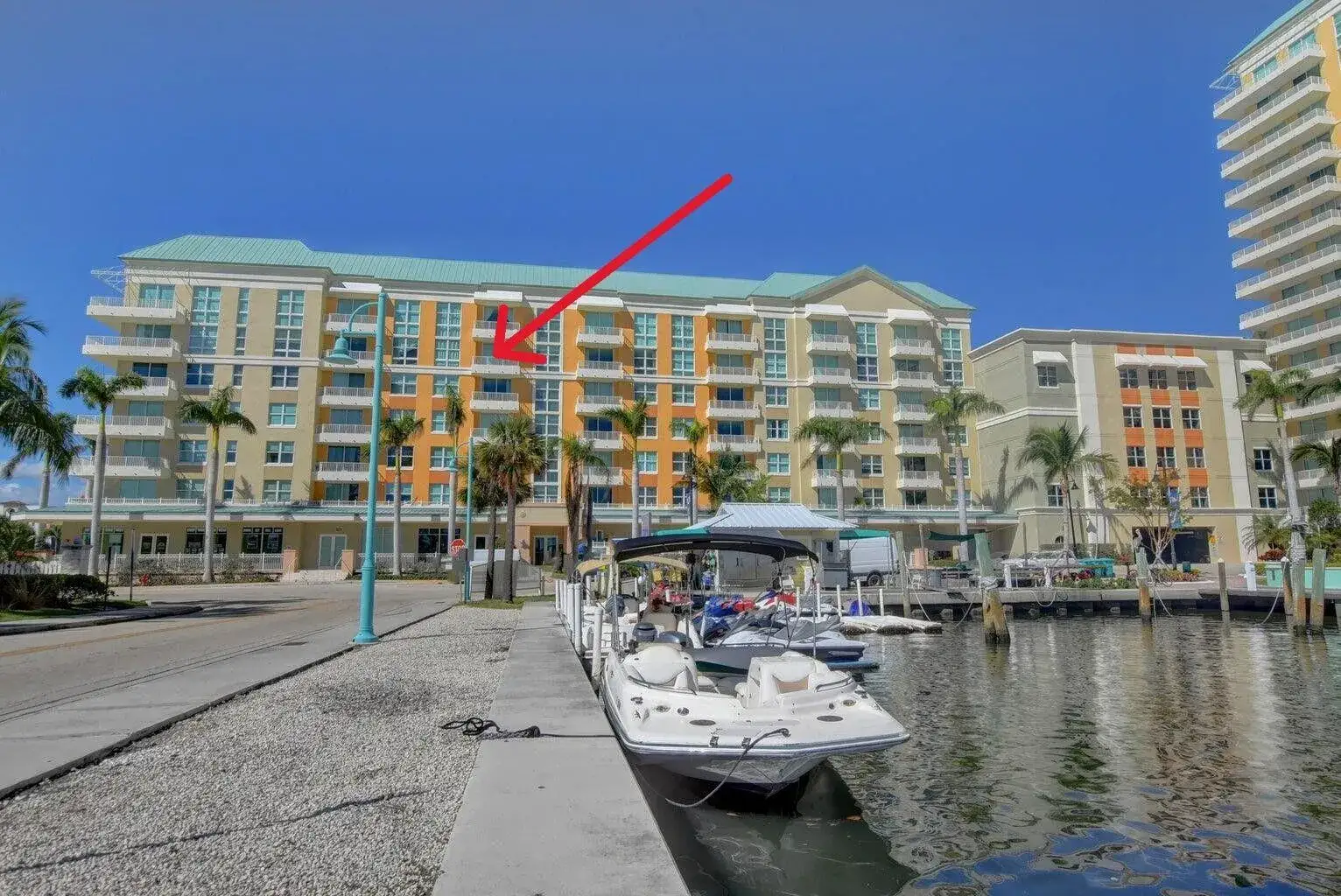 1 bedroom 1 bath Residential for sale at 100 NE 6th Street # 605, Boynton Beach FL 33435