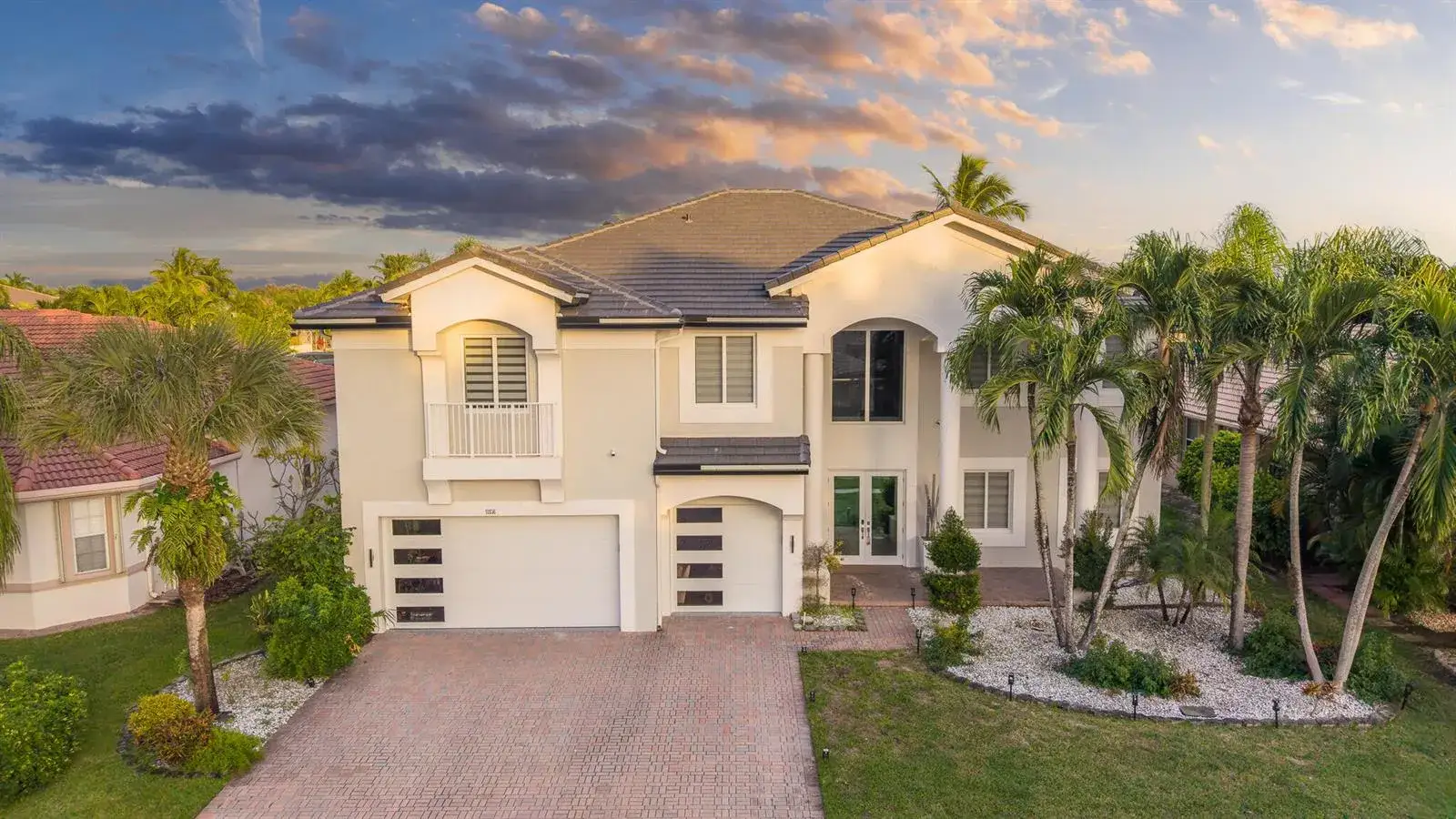 5 bedroom 4 bath Residential for sale at 11836 Osprey Point Circle, Wellington FL 33449
