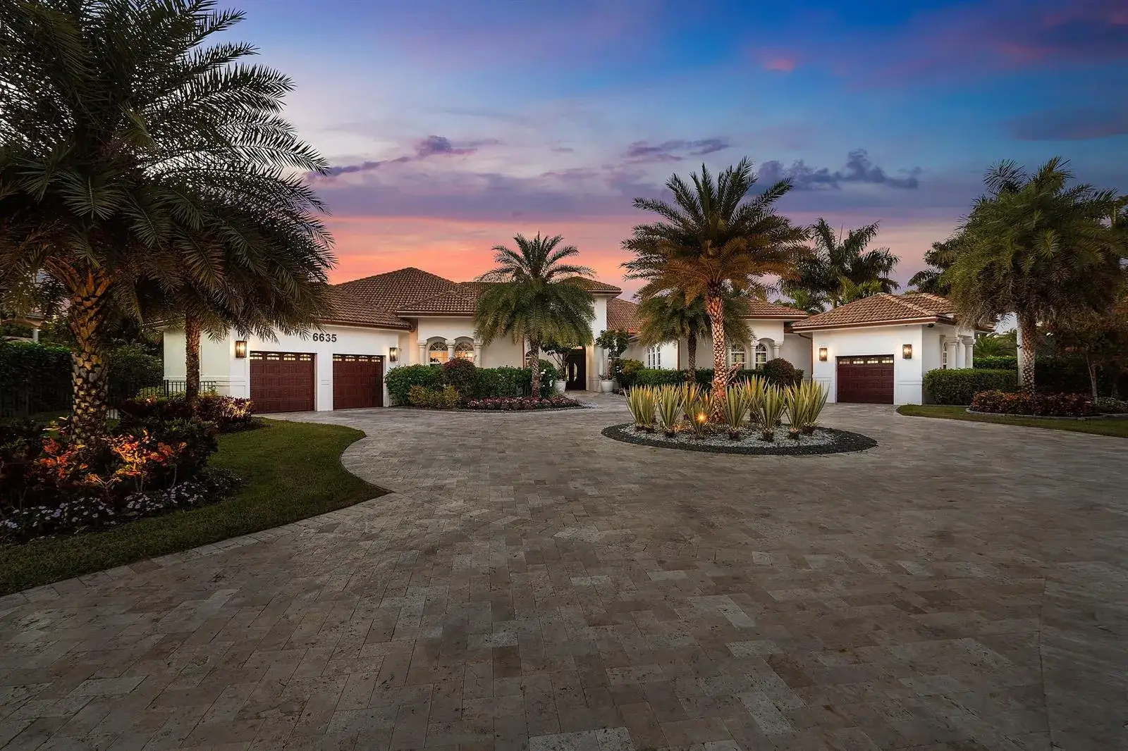 6 bedroom 6 bath Residential for sale at 6635 E Calumet Circle, Lake Worth FL 33467