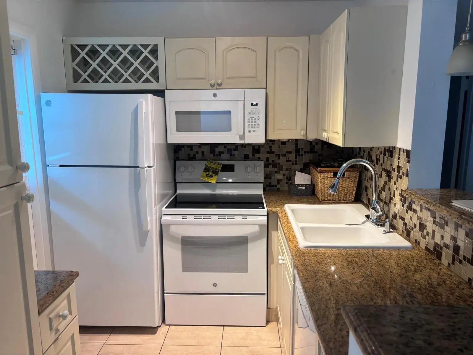 1 bedroom 1 bath Residential Lease for rent at 2213 NE 1st Court # 103, Boynton Beach FL 33435