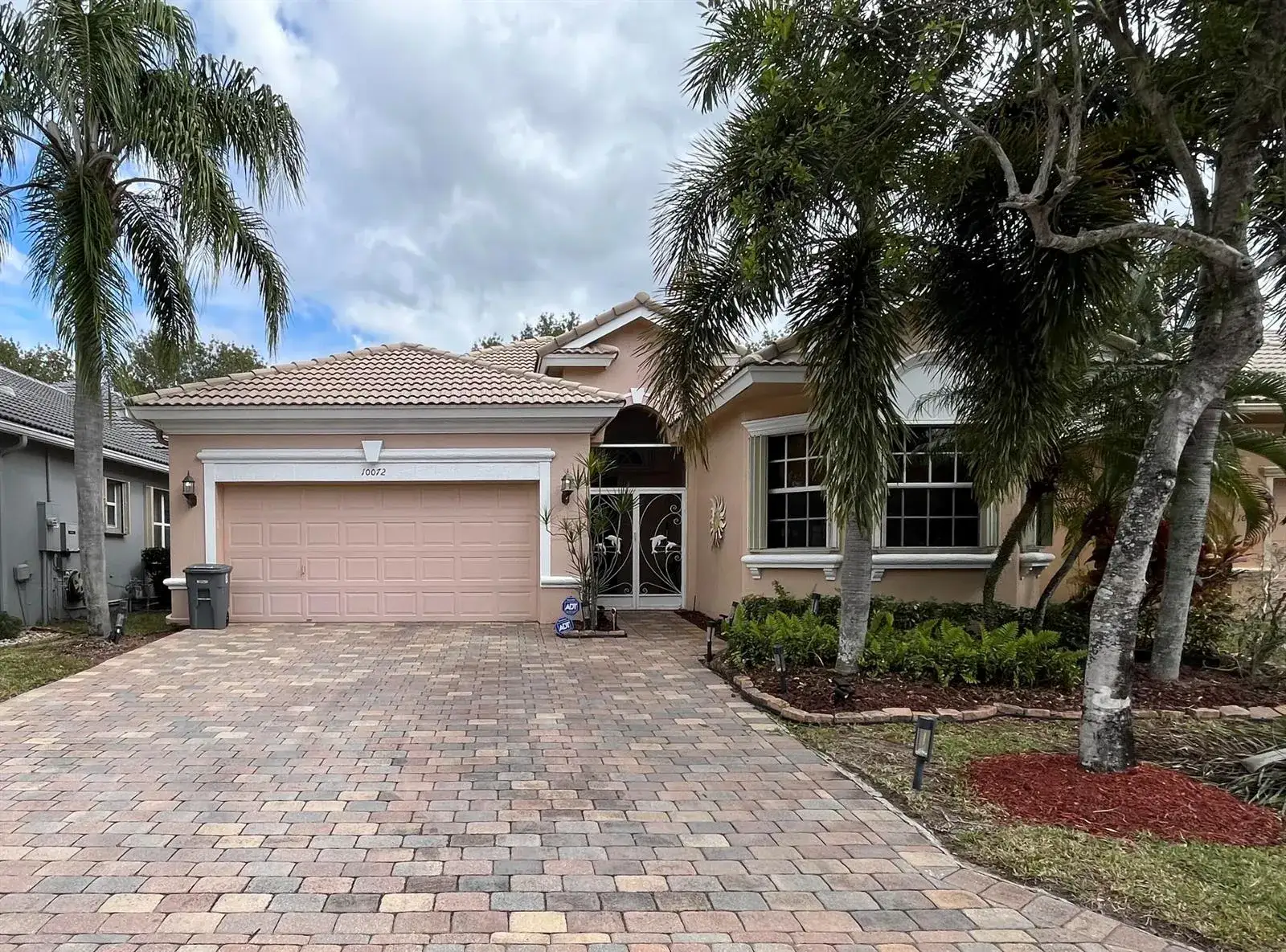 3 bedroom 2 bath Residential for sale at 10072 Armani Drive, Boynton Beach FL 33437