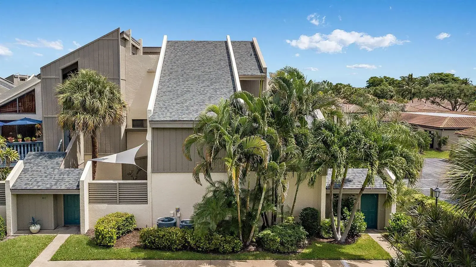 2 bedroom 2 bath Residential Lease for rent at 1605 S Us Highway 1 # 8g, Jupiter FL 33477