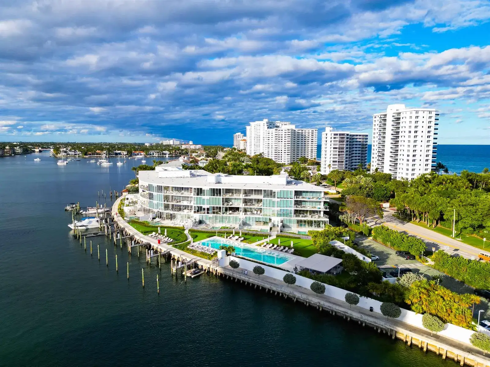 3 bedroom 3 bath Residential for sale at 725 S Ocean Boulevard # 206, Boca Raton FL 33432