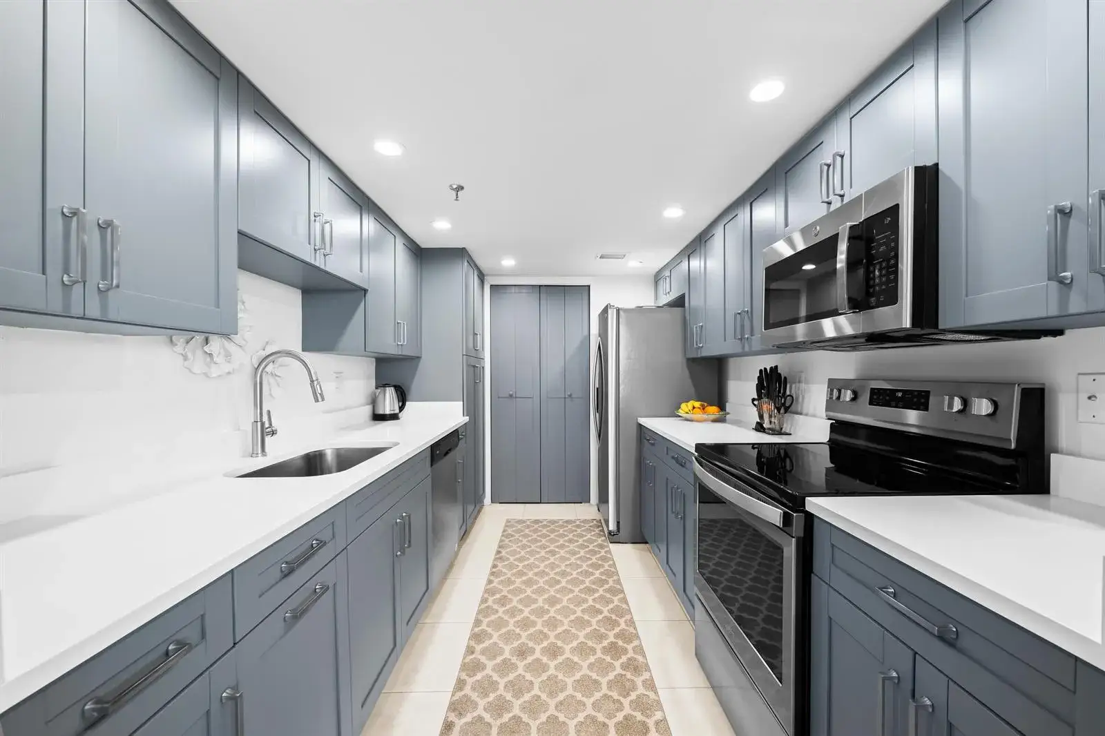 2 bedroom 2 bath Residential for sale at 859 Jeffery Street # 306, Boca Raton FL 33487