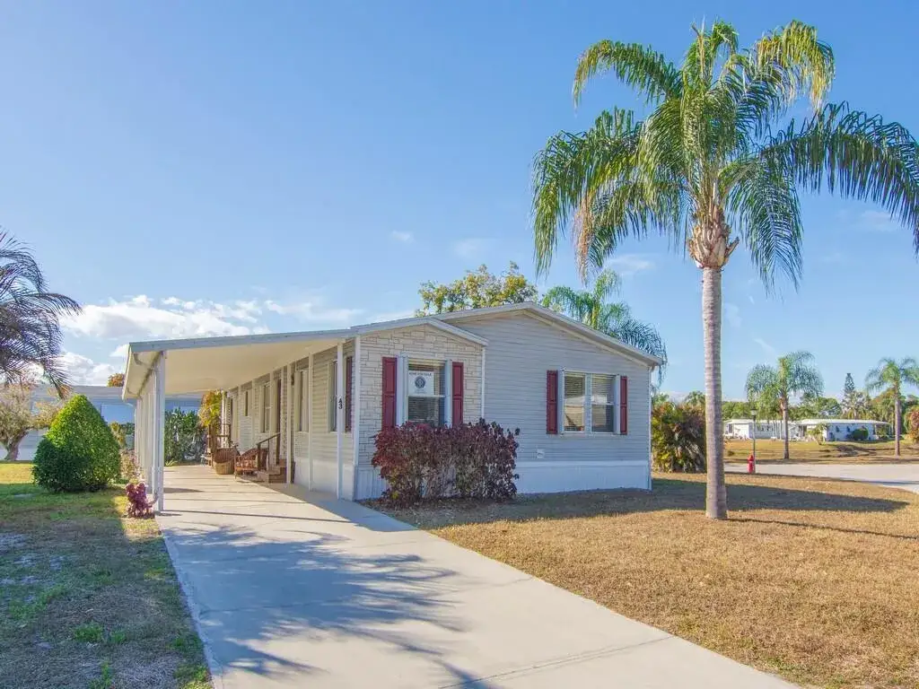2 bedroom 2 bath Residential for sale at 43 Montilla Way, Port St. Lucie FL 34952