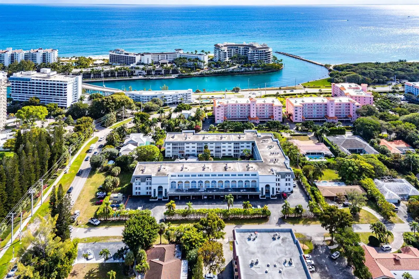 2 bedroom 2 bath Residential for sale at 800 E Camino Real # 409, Boca Raton FL 33432