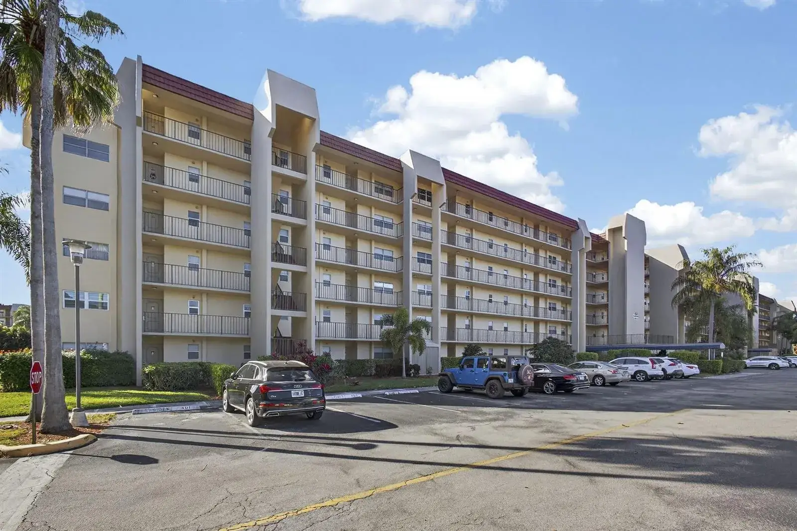 2 bedroom 2 bath Residential for sale at 3590 Via Poinciana # 202, Lake Worth FL 33467