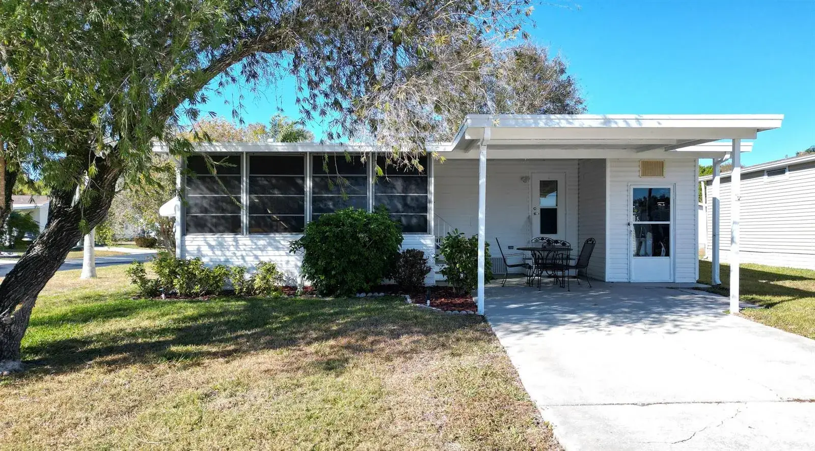 2 bedroom 2 bath Residential for sale at 334 Seahorse Terrace, Fort Pierce FL 34982