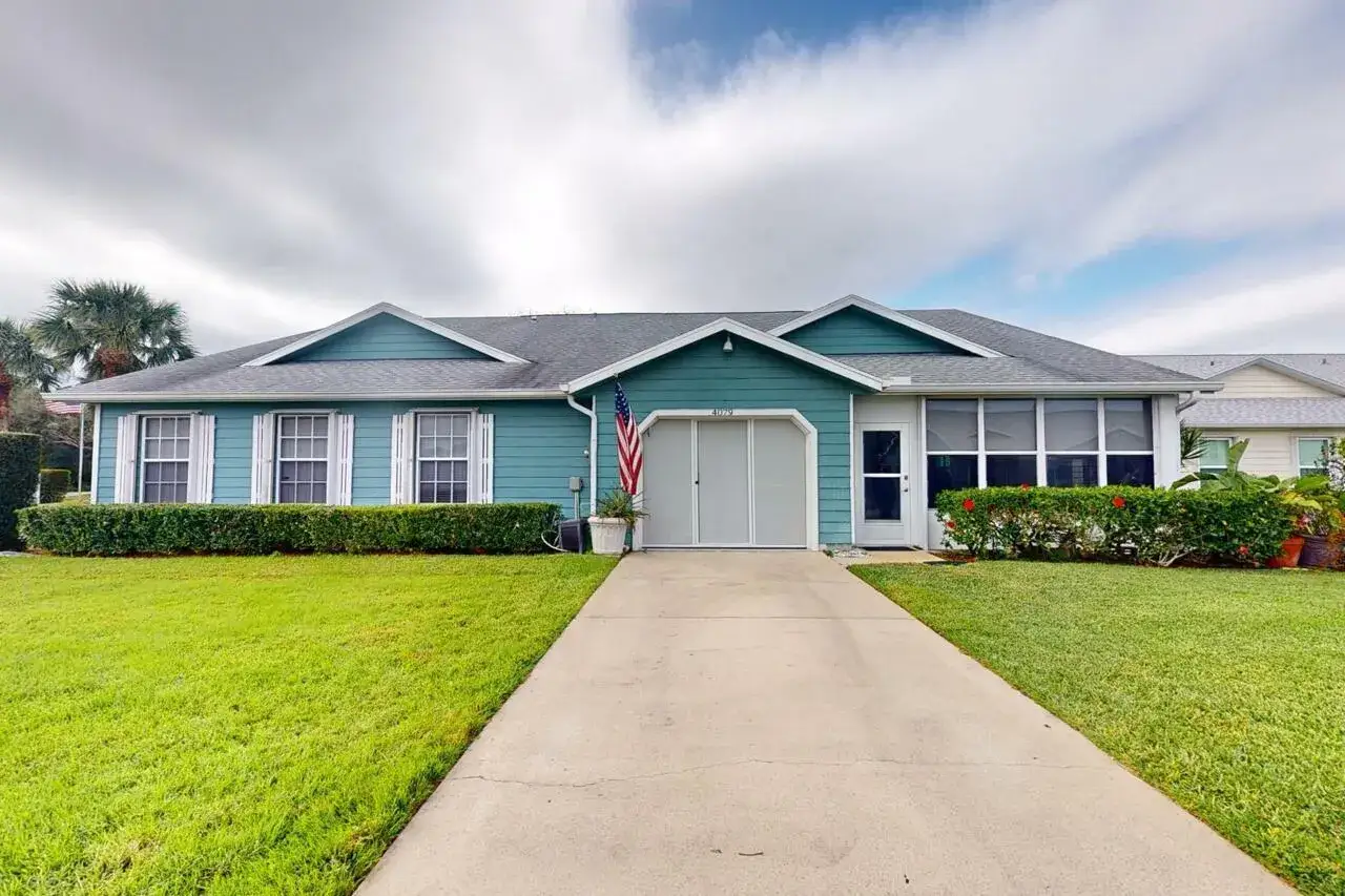 2 bedroom 2 bath Residential for sale at 4079 Gator Trace Road, Fort Pierce FL 34982