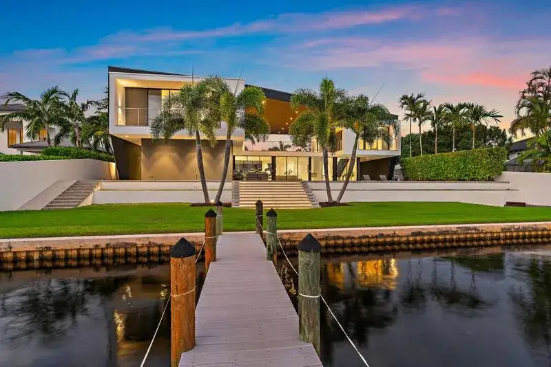 4 bedroom 4 bath Residential for sale at 5706 Holly Lane, Jupiter FL 33458