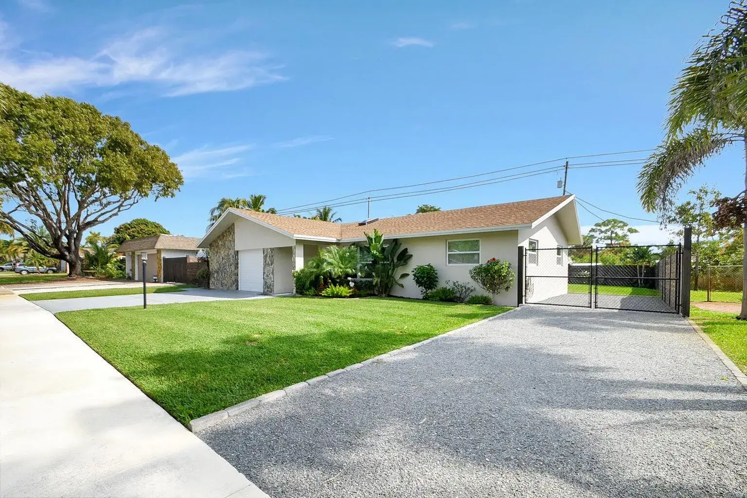 3 bedroom 2 bath Residential Lease for rent at 702 Grove Street, FL 33461