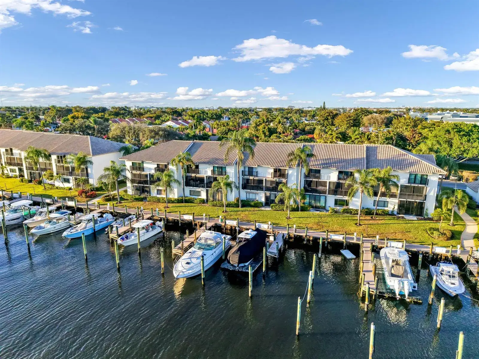 2 bedroom 2 bath Residential Lease for rent at 240 Captains Walk # 5150, Delray Beach FL 33483