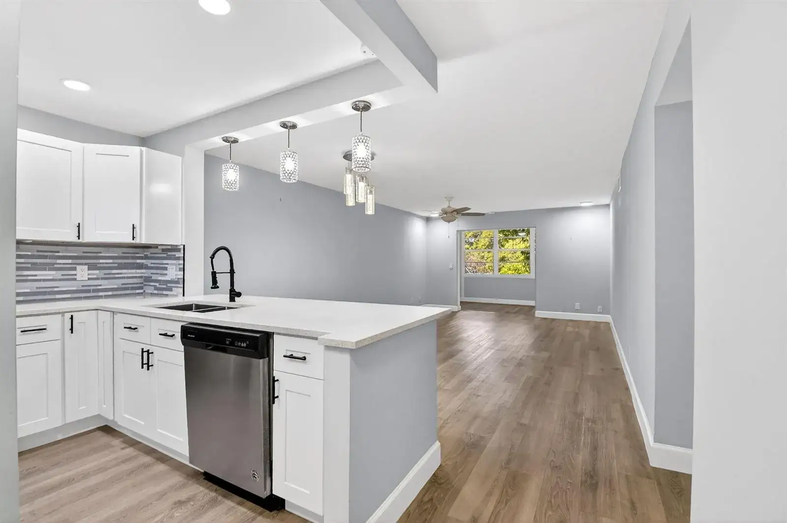 2 bedroom 2 bath Residential for sale at 2515 NE 2nd Court # 204, Boynton Beach FL 33435
