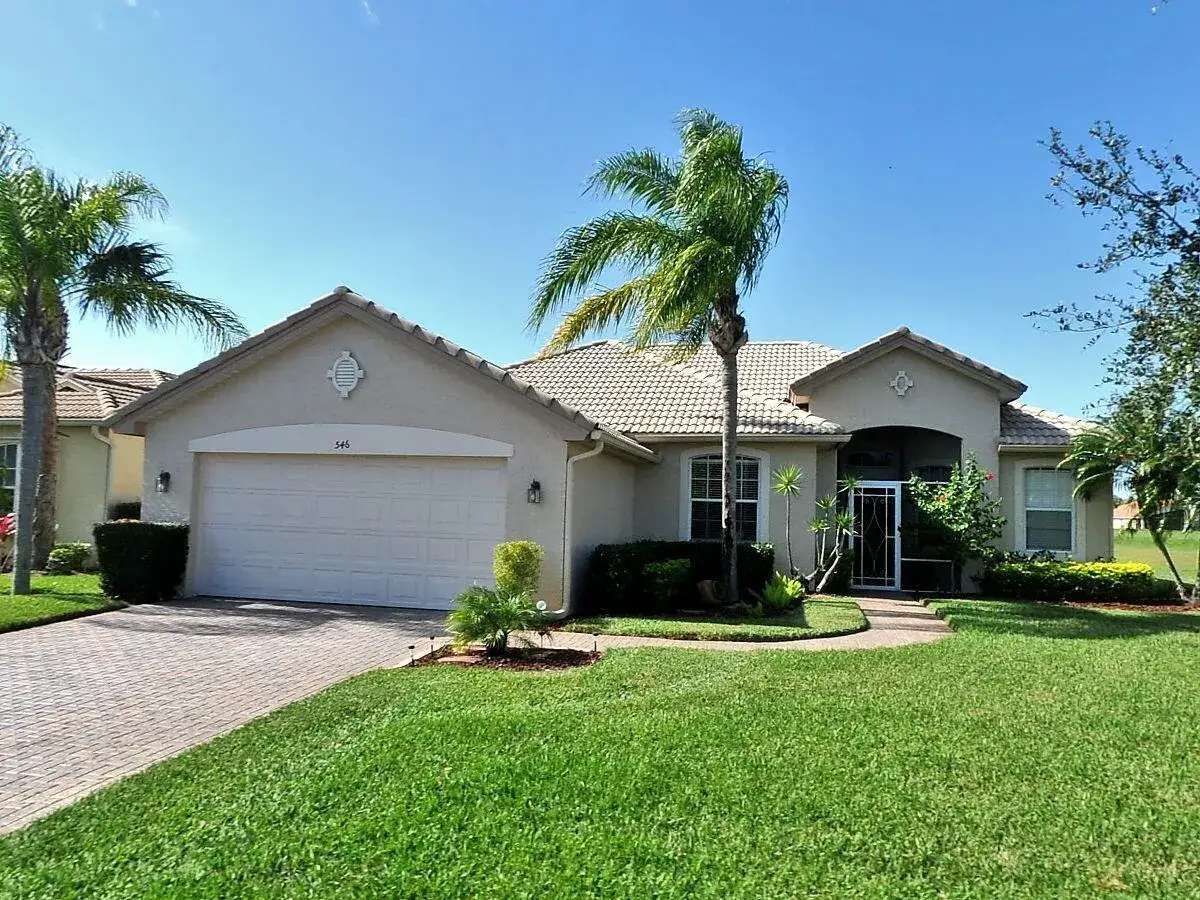 3 bedroom 2 bath Residential for sale at 546 Waverly Circle, Port St. Lucie FL 34983