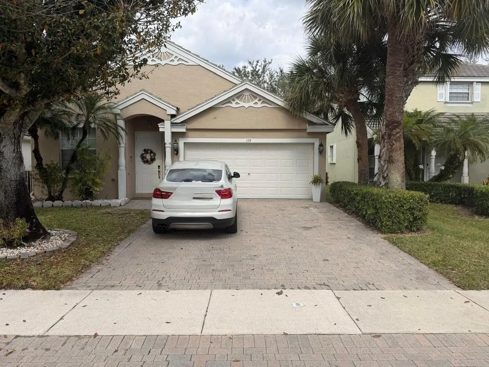 3 bedroom 2 bath Residential for sale at 159 Berenger Walk, Royal Palm Beach FL 33414