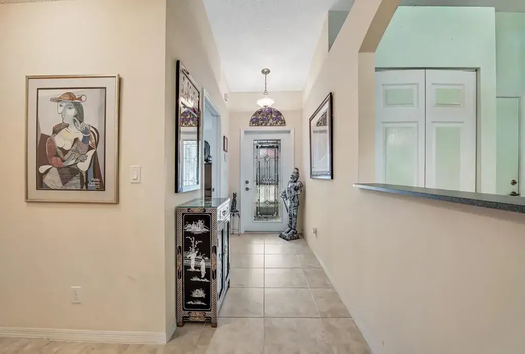 2 bedroom 2 bath Residential for sale at 8482 Logia Circle, Boynton Beach FL 33472