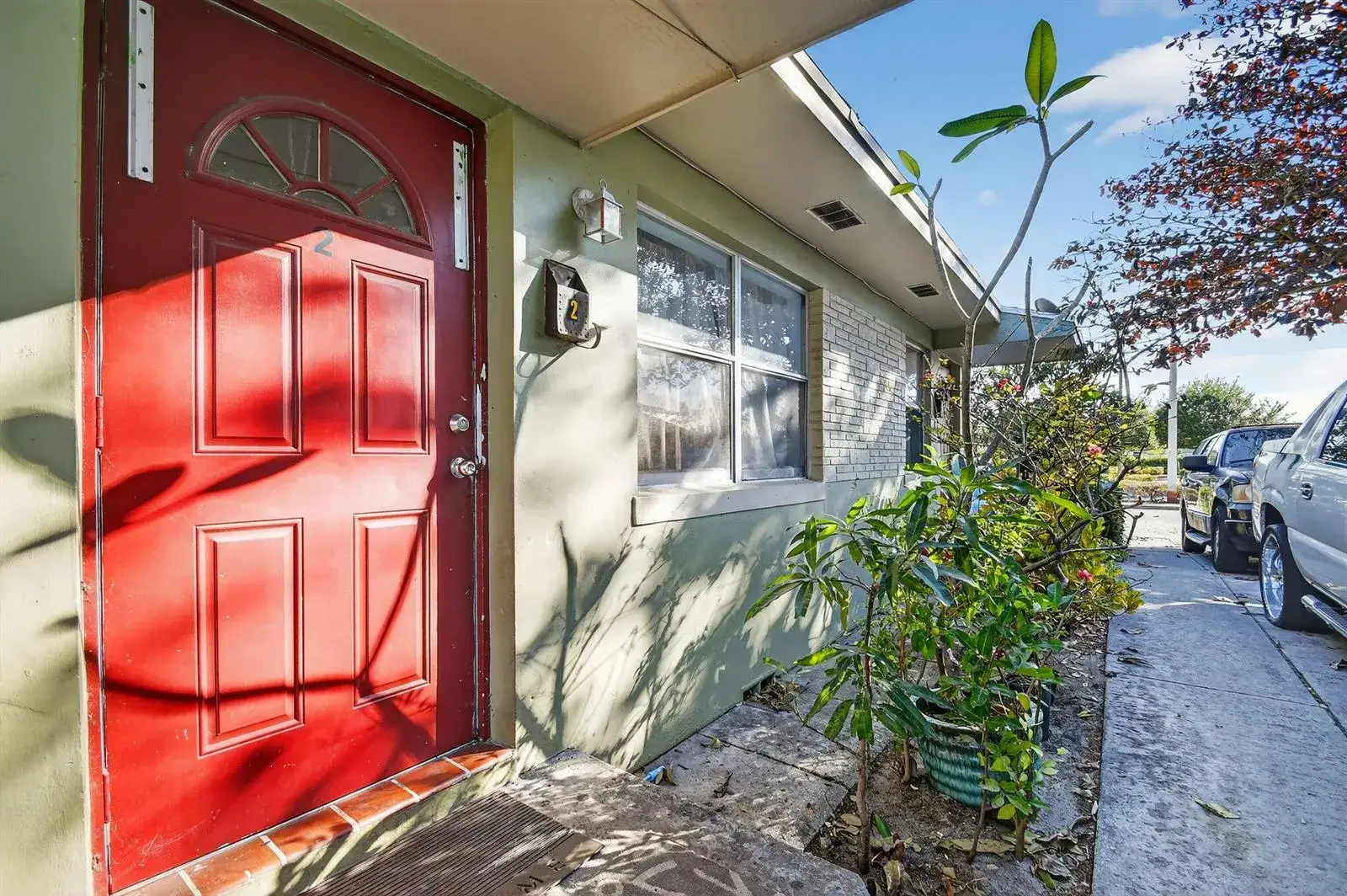 1 bedroom 1 bath Residential for sale at 721 N F Street # 2, FL 33460
