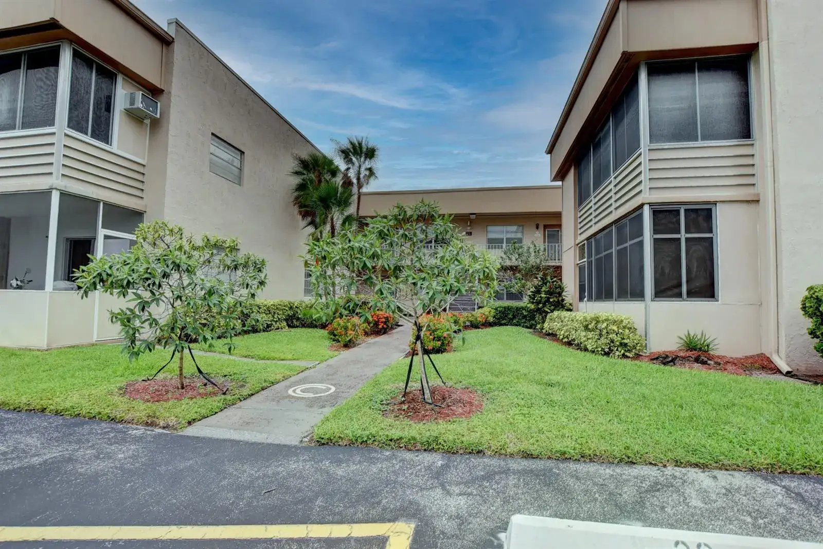 2 bedroom 2 bath Residential for sale at 138 Flanders C, Delray Beach FL 33484