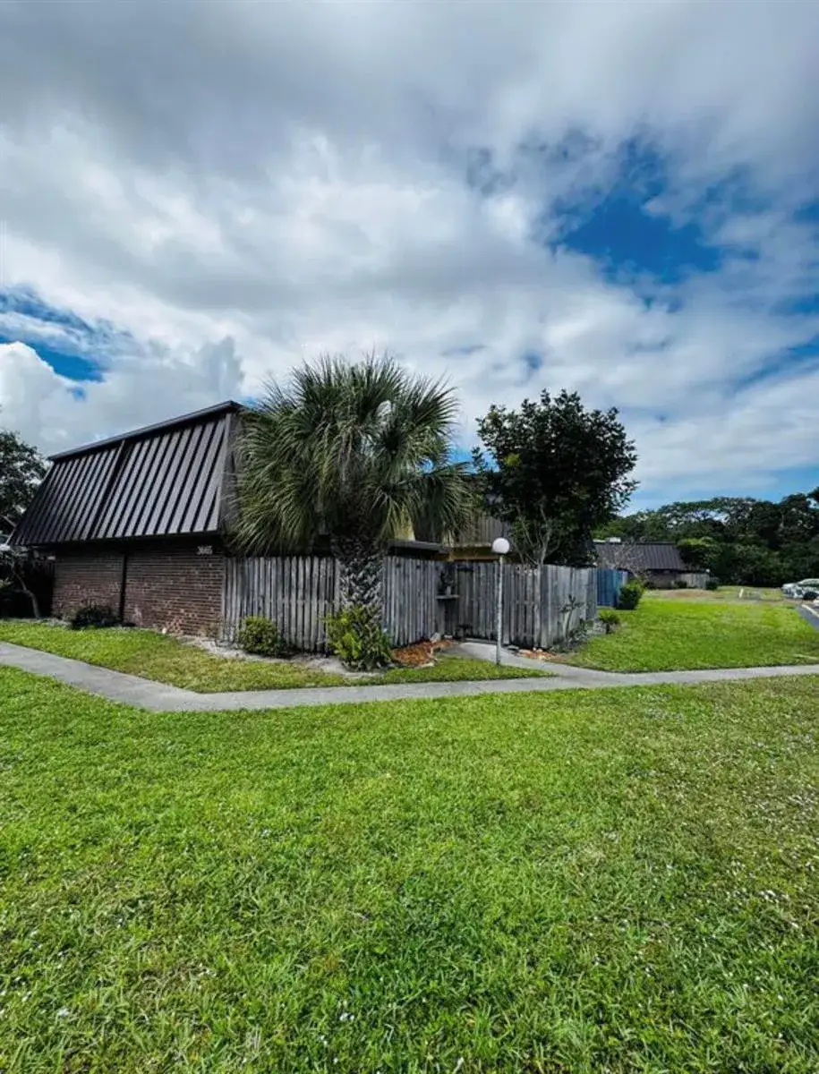 3 bedroom 2 bath Residential Lease for rent at 3665 Silver Lace Ln # 77, Boynton Beach FL 33436