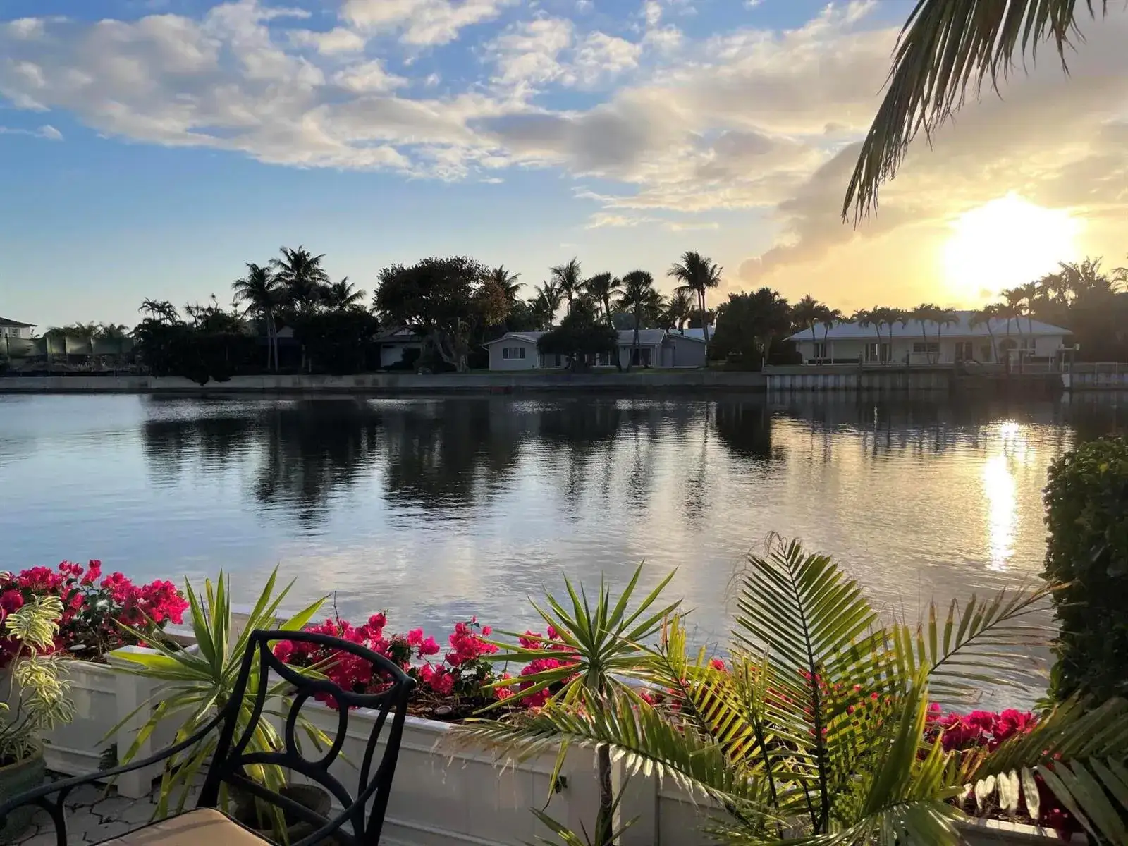 2 bedroom 2 bath Residential for sale at 2272 S Ocean Boulevard # T6, Palm Beach FL 33480