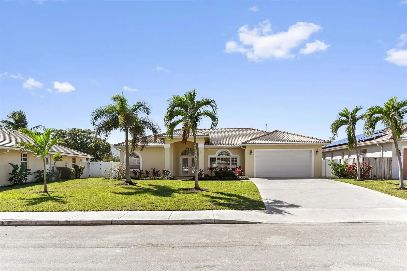 4 bedroom 2 bath Residential for sale at 1791 Pierce Drive, FL 33460