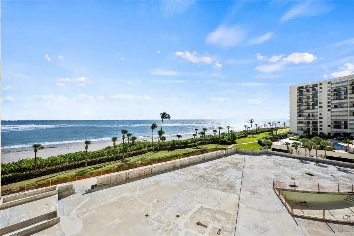 400 Ocean Trail Way # 504, Jupiter FL 33477