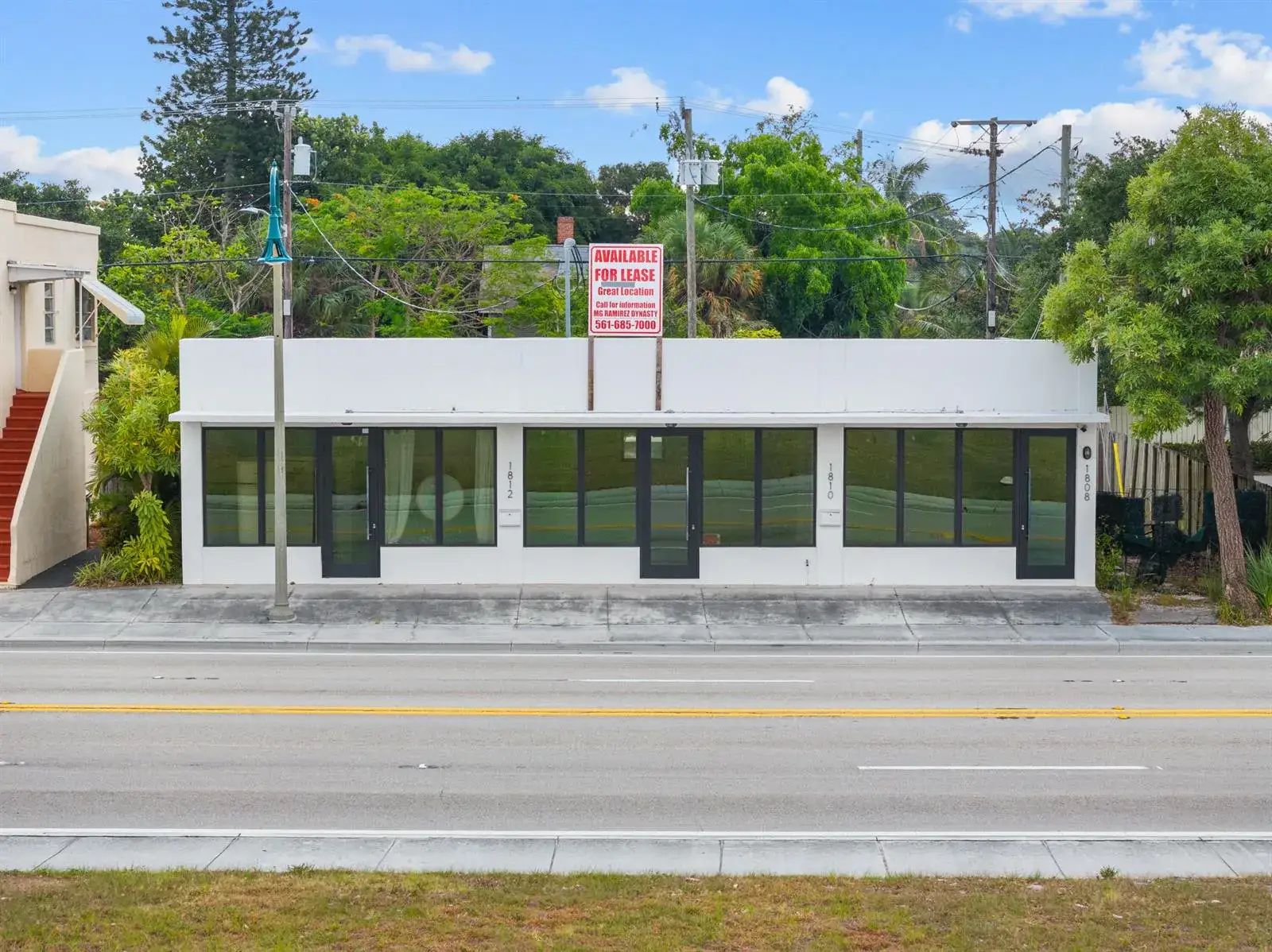Commercial Sale for sale at 1808/1810 N Dixie Highway, FL 33460