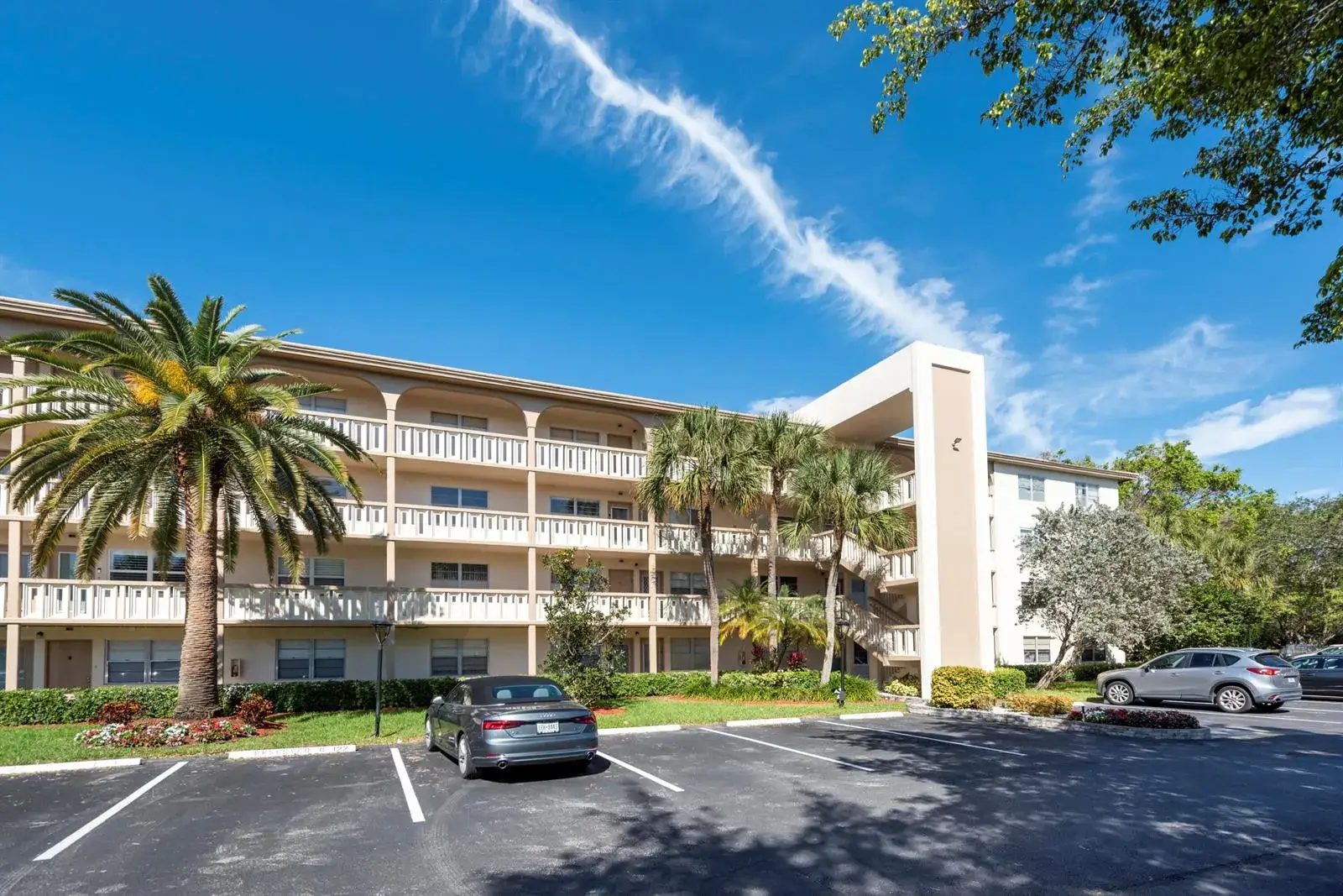 2 bedroom 2 bath Residential for sale at 2303 Lucaya Lane # N3, Coconut Creek FL 33066