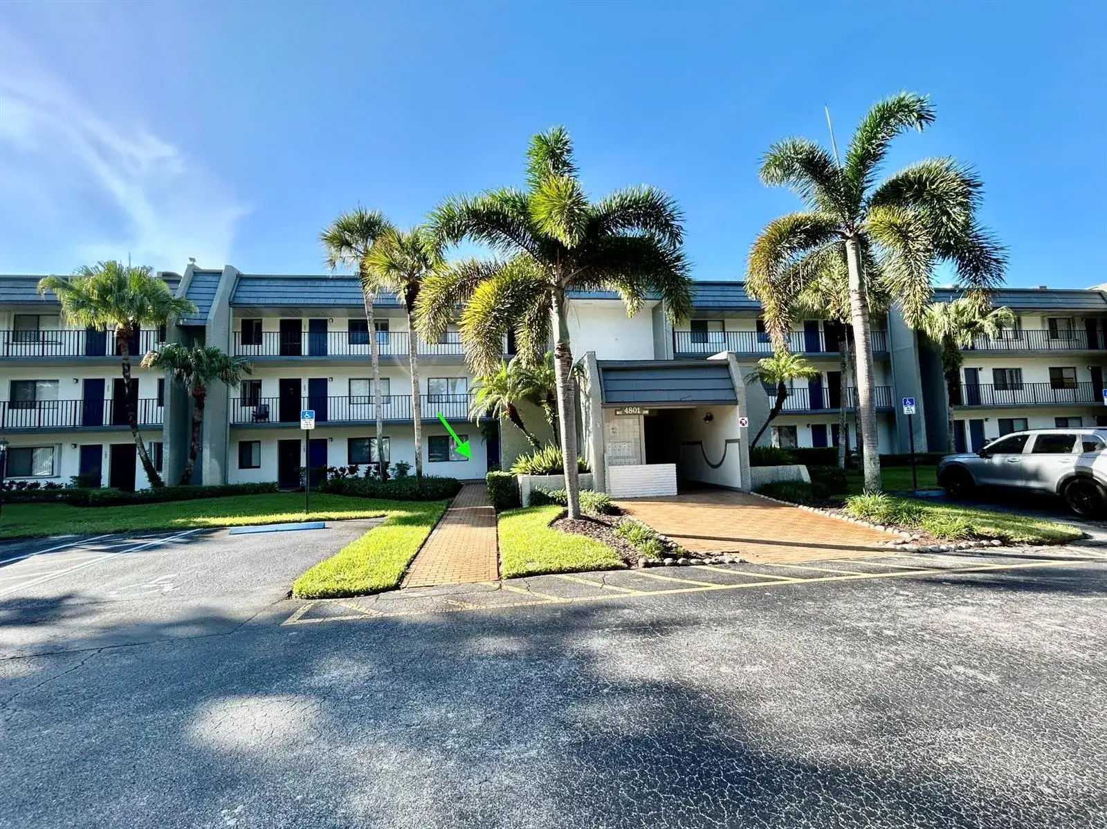 2 bedroom 2 bath Residential Lease for rent at 4801 Esedra Court # 104, Lake Worth FL 33467