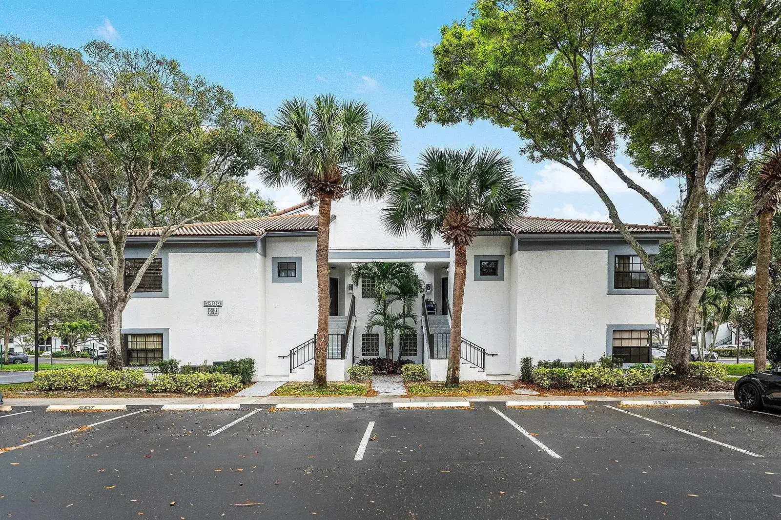 3 bedroom 2 bath Residential for sale at 5406 Venetia Court # F, Boynton Beach FL 33437