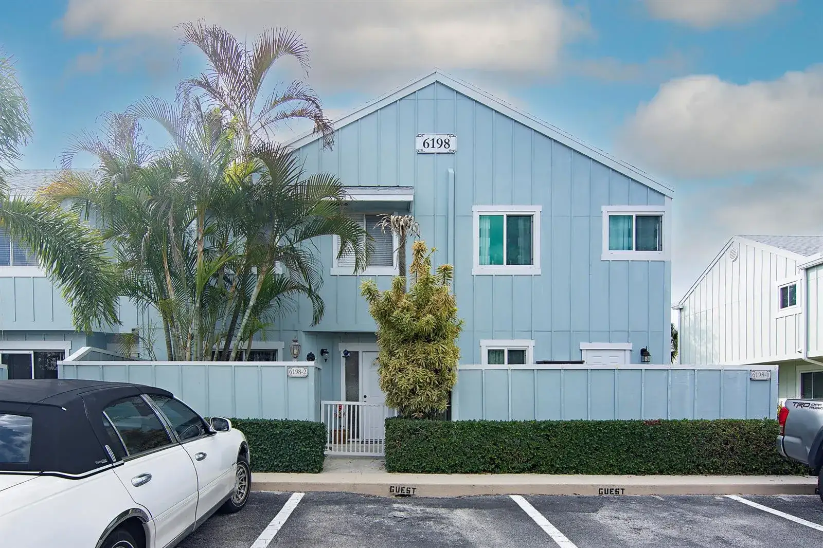 3 bedroom 2 bath Residential for sale at 6198 Riverwalk Lane # 2, Jupiter FL 33458