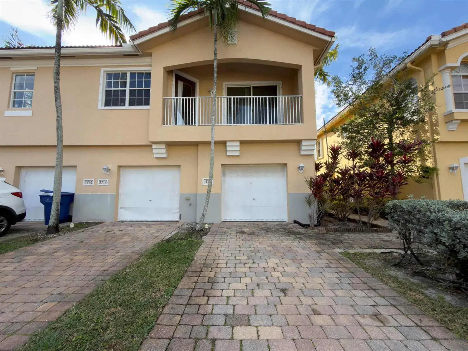 2 bedroom 2 bath Residential for sale at 1712 Carvelle Drive, Riviera Beach FL 33404