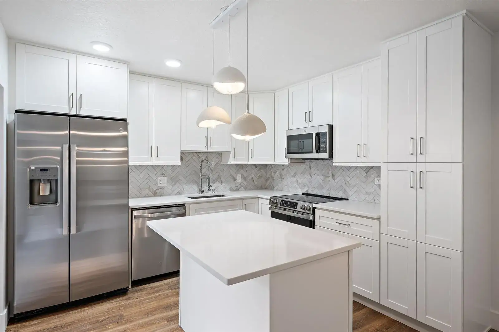 3 bedroom 2 bath Residential for sale at 506 5th Terrace, Palm Beach Gardens FL 33418