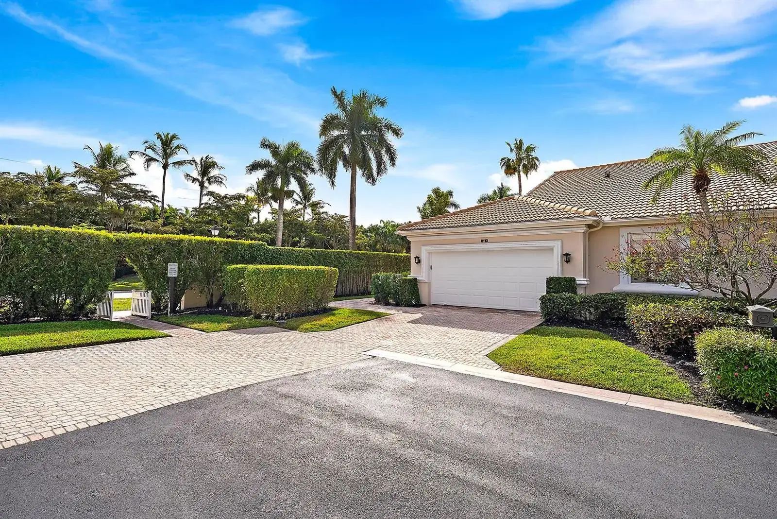 3 bedroom 2 bath Residential for sale at 8110 Sandpiper Way, West Palm Beach FL 33412