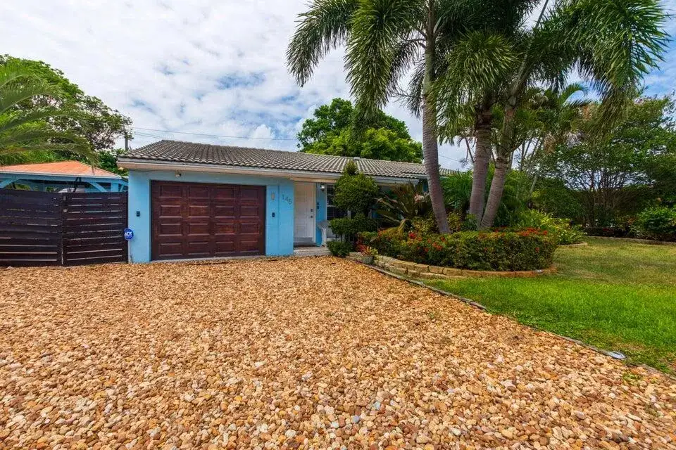 3 bedroom 2 bath Residential Lease for rent at 145 SE 3rd Avenue, Boynton Beach FL 33435