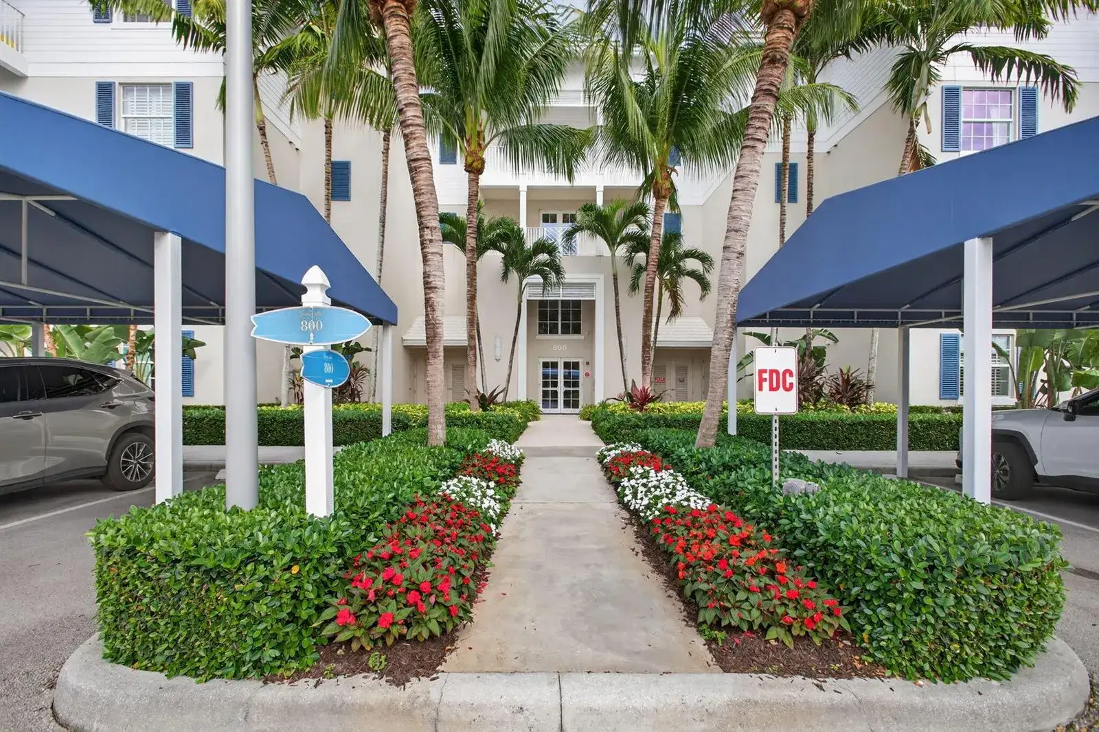 3 bedroom 3 bath Residential for sale at 834 Bay Colony Drive S, Juno Beach FL 33408