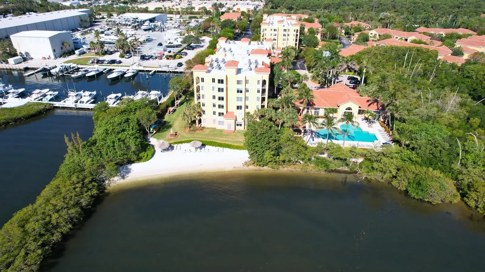3 bedroom 2 bath Residential for sale at 800 Scotia Drive # 203, Hypoluxo FL 33462