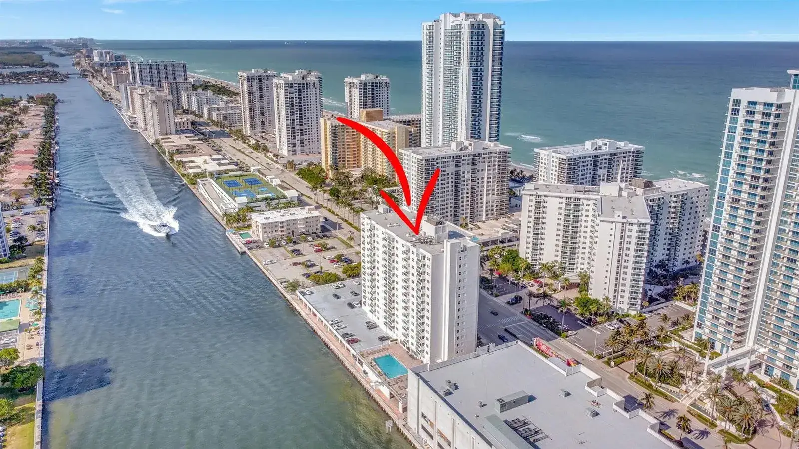 2 bedroom 2 bath Residential for sale at 3000 S Ocean Drive # 920, Hollywood FL 33019