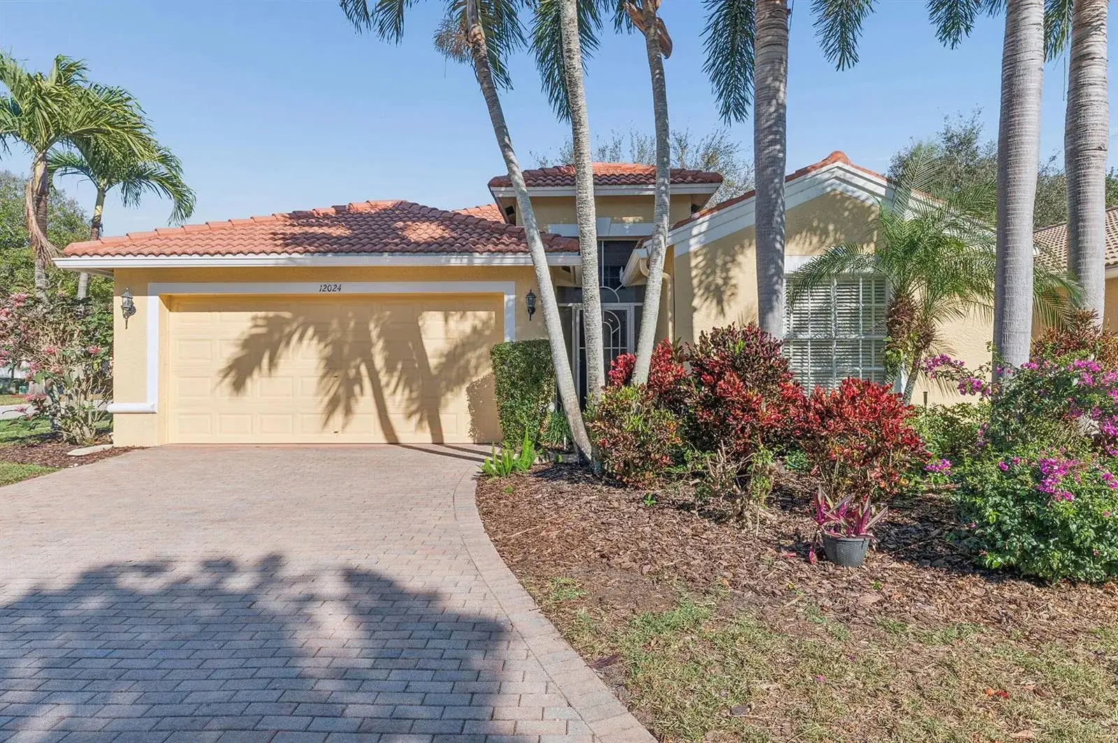 3 bedroom 2 bath Residential for sale at 12024 Roma Road, Boynton Beach FL 33437